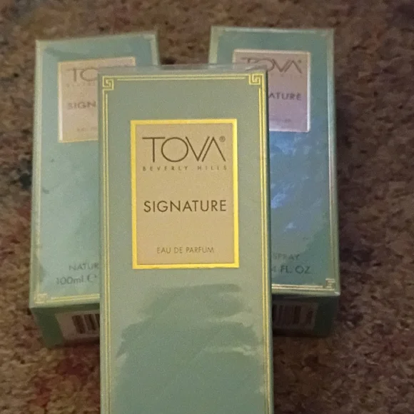 Signature Eau de Parfum - Elegant Green Fragrance - Picture 6 of 6